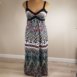 En Focus lined spring maxi dress